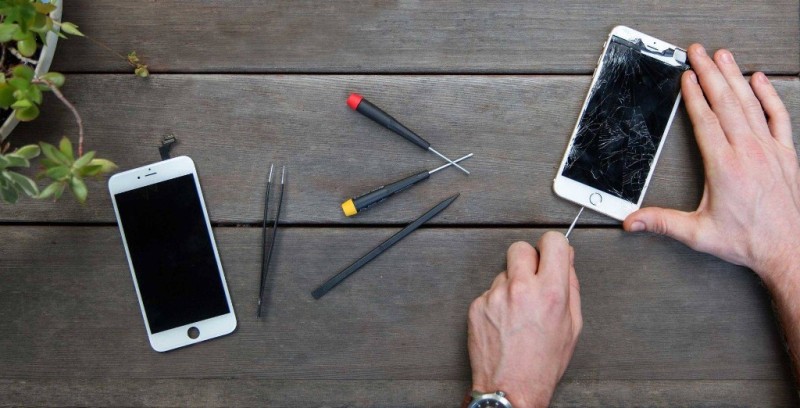 Smartphone Repair Service